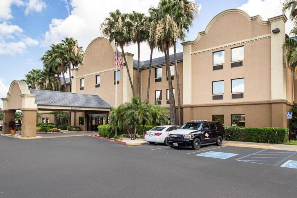 Shary Inn And Suites Mission Εξωτερικό φωτογραφία