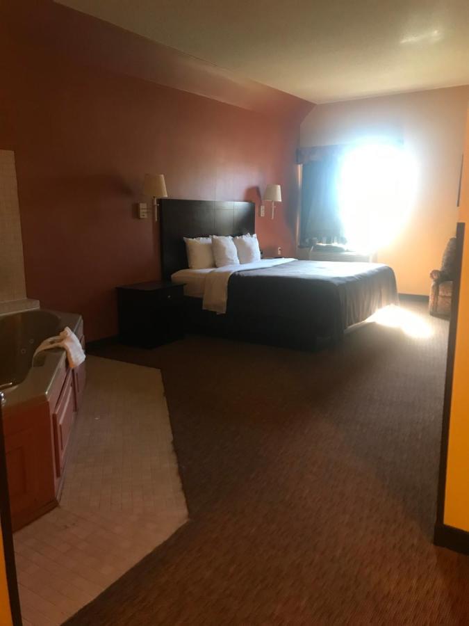 Shary Inn And Suites Mission Εξωτερικό φωτογραφία