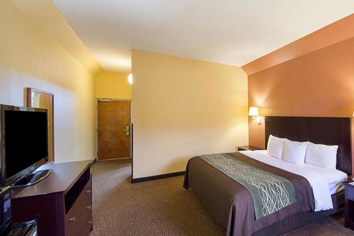 Shary Inn And Suites Mission Εξωτερικό φωτογραφία