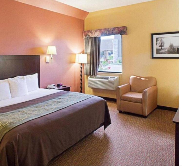 Shary Inn And Suites Mission Εξωτερικό φωτογραφία